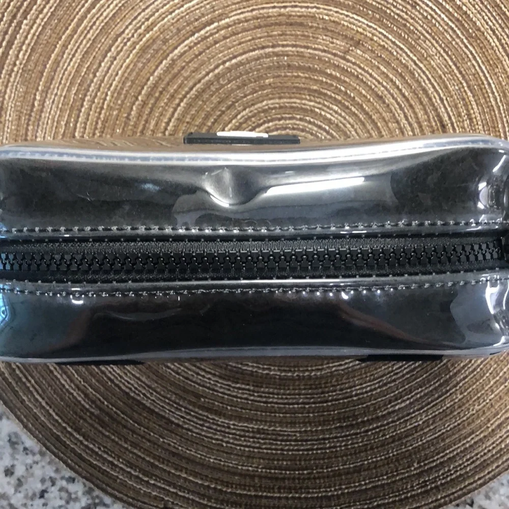 UGG Janey II Clear Black Crossover Bag - Picture 7 of 8
